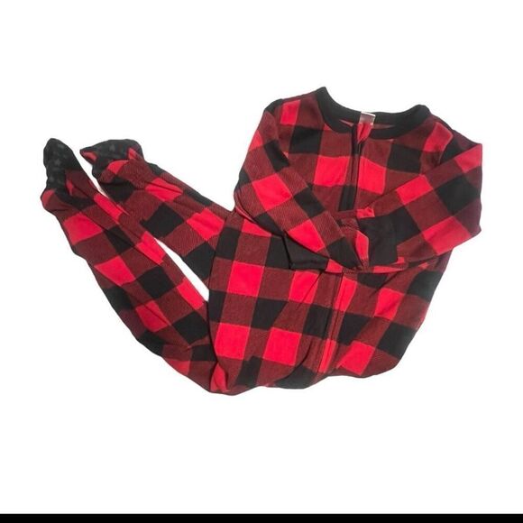 Old Navy Buffalo Plaid Footie Pajamas Size 4 T - Picture 1 of 6